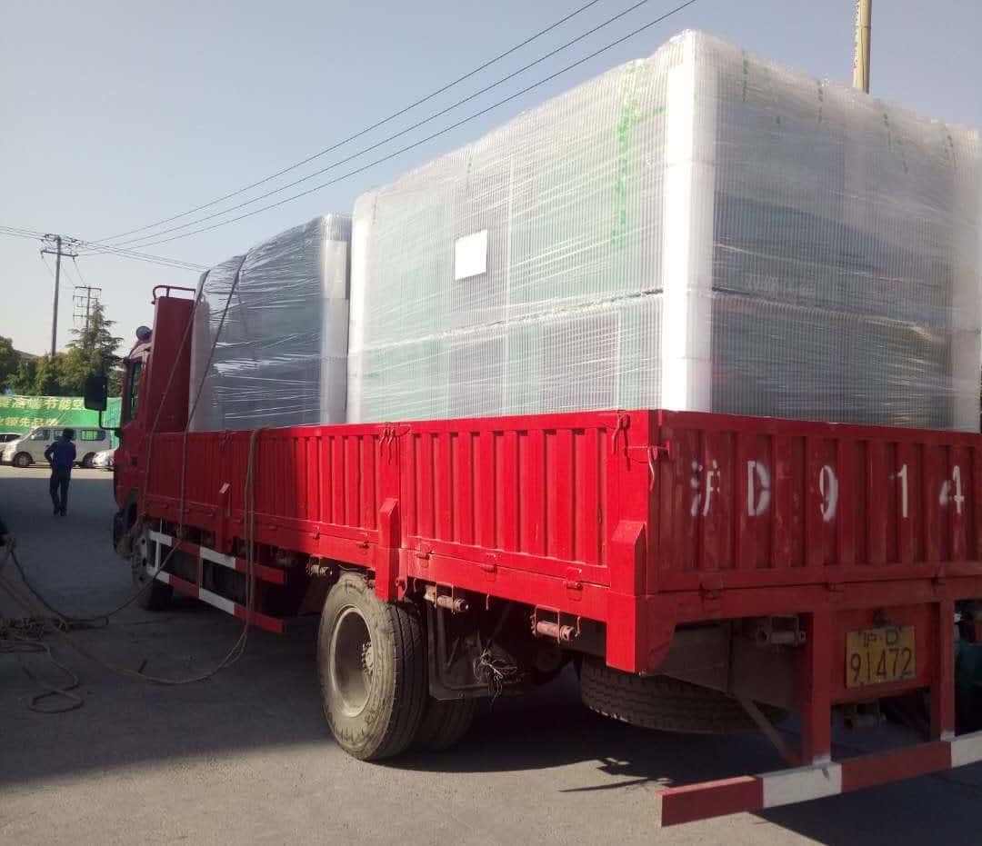 薩震節(jié)能空壓機(jī)出庫圖