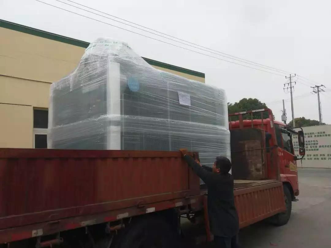 薩震節(jié)能空壓機